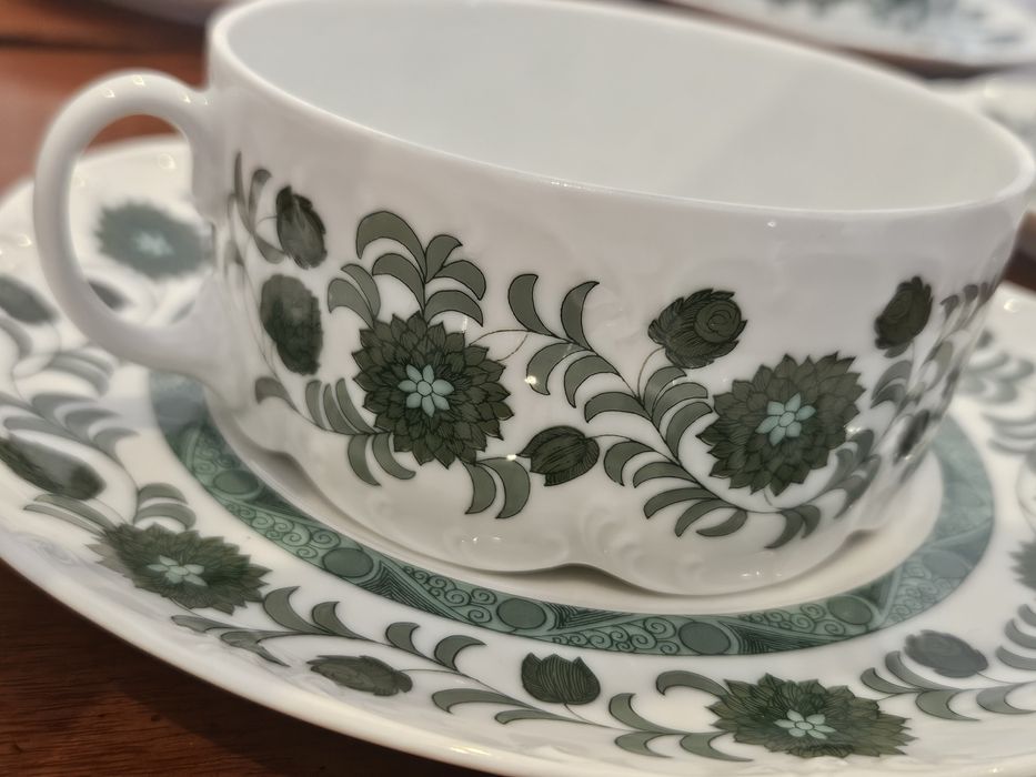 Rosenthal Monbijou Giscard Green- 8szt bulionówek ze spodkami