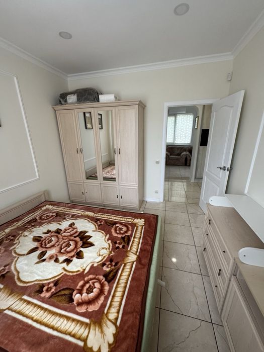 Продам дом с ремонтом, мебелью и гостевым домиком у моря