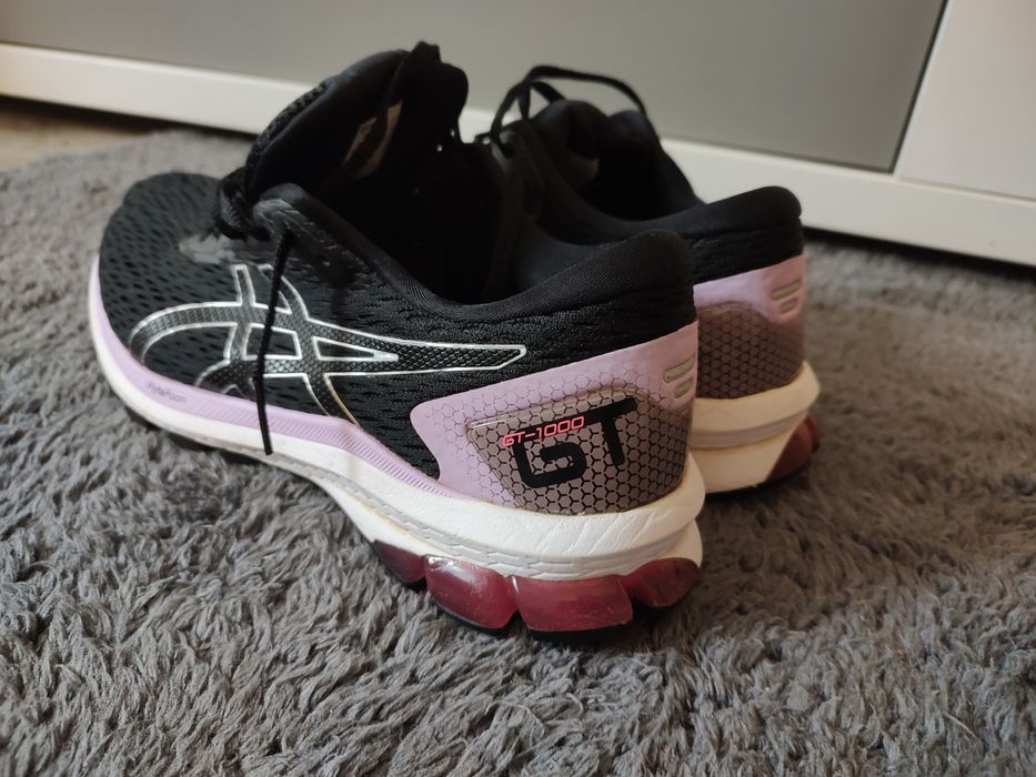 Buty Asics roz 40.5