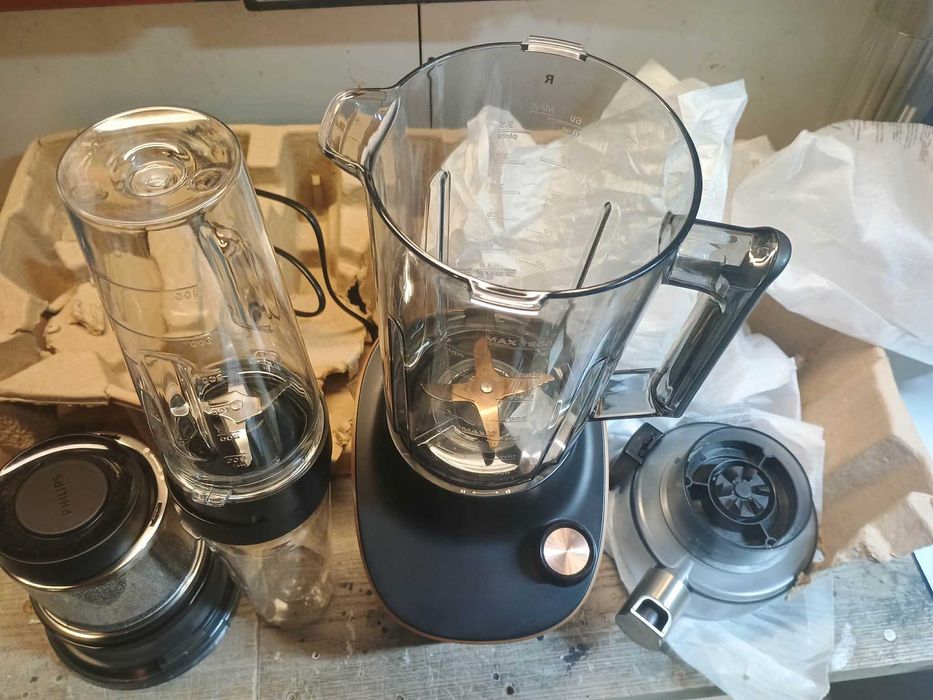 Blender kielichowy Philips HR3770/10 1500 W czarny