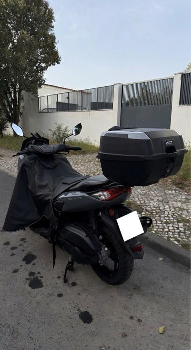 Yamanha NMAX 125