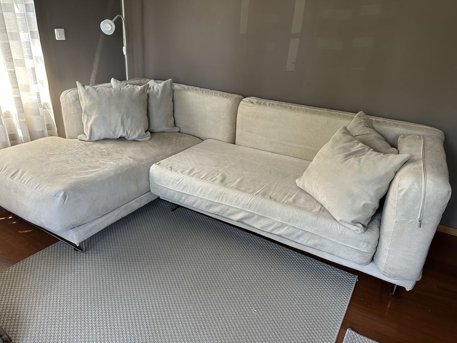 Sofá de 3 lugares com chaise longue