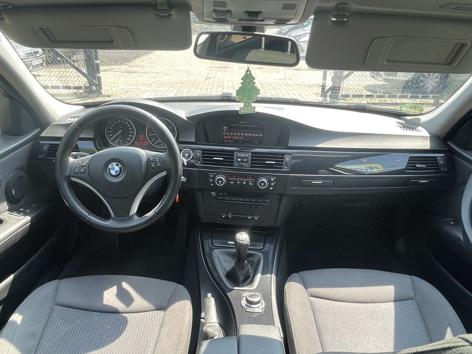 BMW E90 Lift 2.0 Benzyna*Sedan*Szyberdach*Climatronic*Xenon*Tempomat*Zamiana