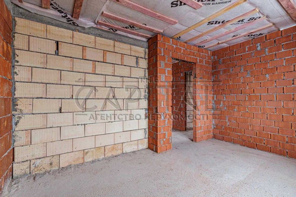 Продаж будинку з укриттям, Гатне, Фастівський район