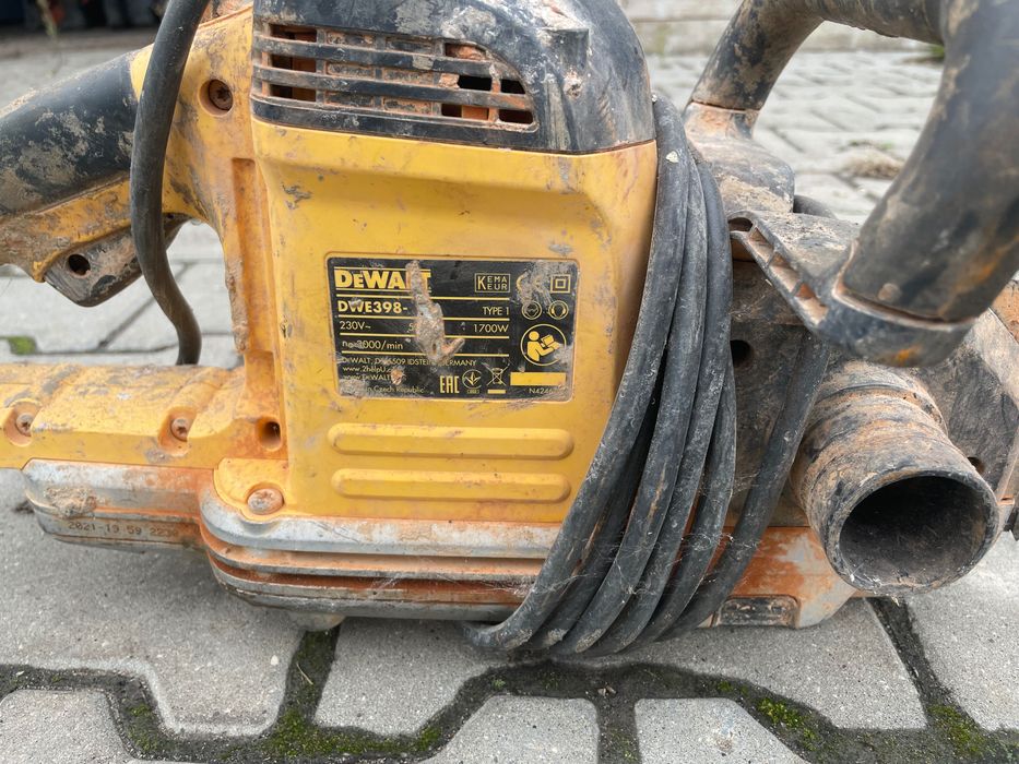 DeWalt Piła Aligator DWE398 230V 1700W