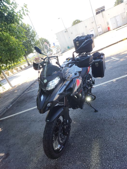 Benelli trk 502x como nova e 2 escapes