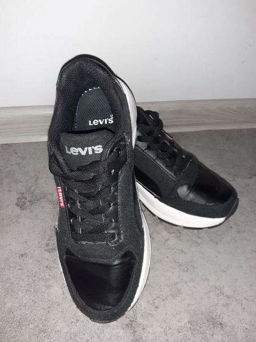Adidasy buty sportowe Levis oryginalne 37 JAK NOWE