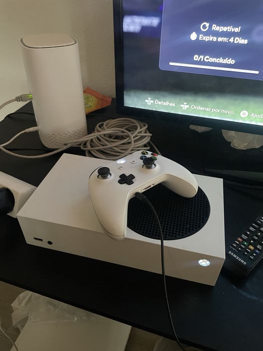 Xbox serie S perfeito estado