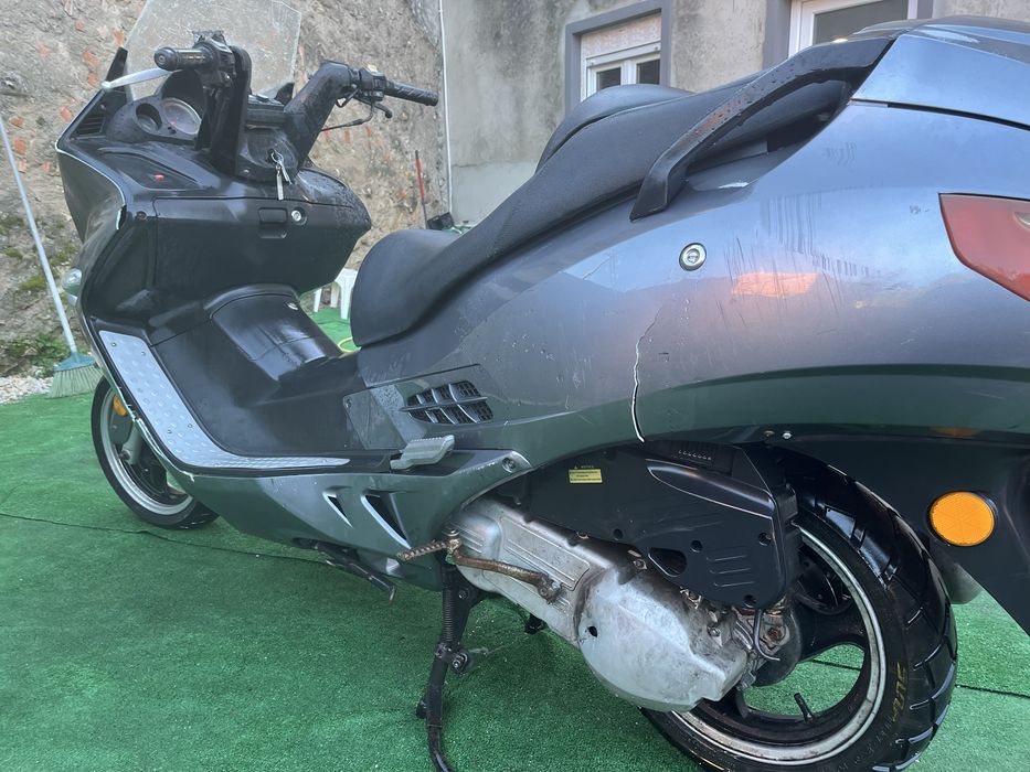 Moto jonway 125 scoter