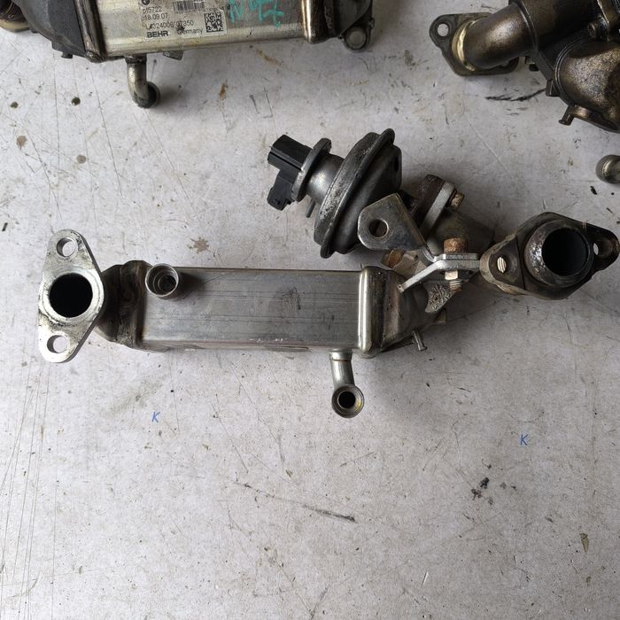 Chłodnica zawór EGR   BMW E60 E61 e81 e87 e90 E91 n47 177 km 143 km