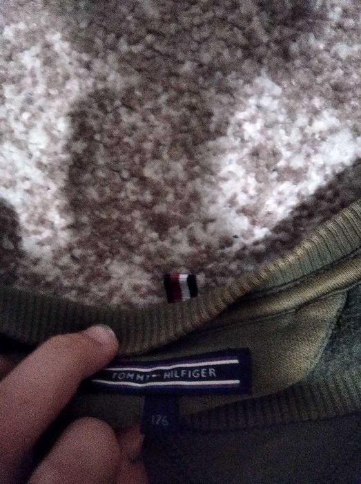 продам кофту tommy hilfiger