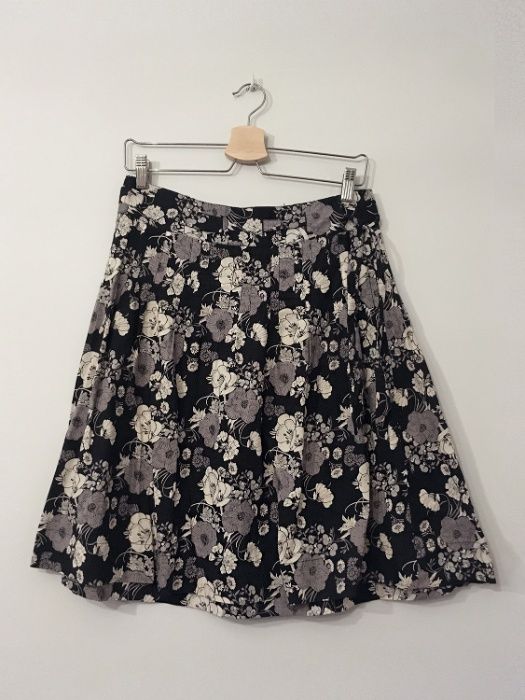 Czarna spódnica w kwiaty, maki, S, H&M