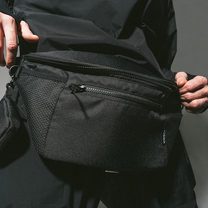 Якісна велика сумка - бананка на 8 кишень, чоловіча жіноча поясна