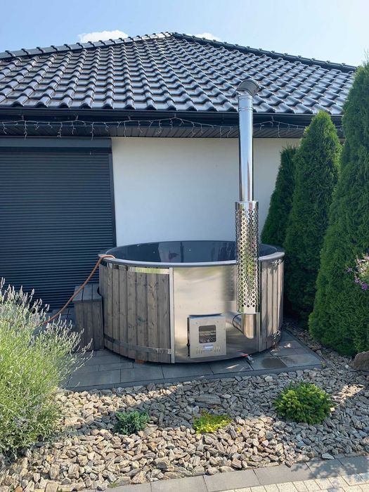 BALIA Jacuzzi Hot Tub BASEN Od reki