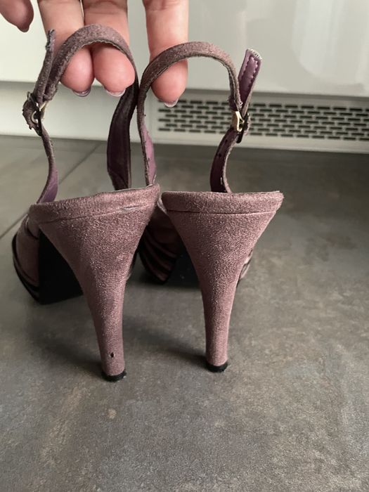 Szpilki Quazi 37, na platformie. Fioletowe buty. Sandały z paluszkiem