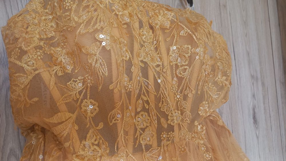 Sukienka balowa na studniówkę uroczystości suknia złota