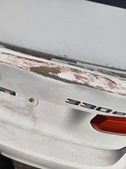Кришка багажника bmw f30