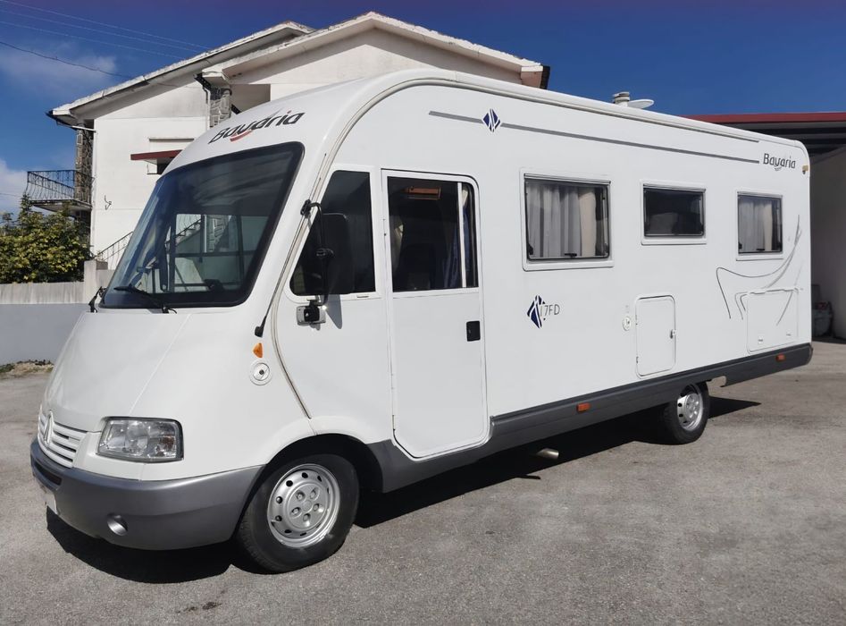 Bavaria I70 Autocaravana Integral 17FD
