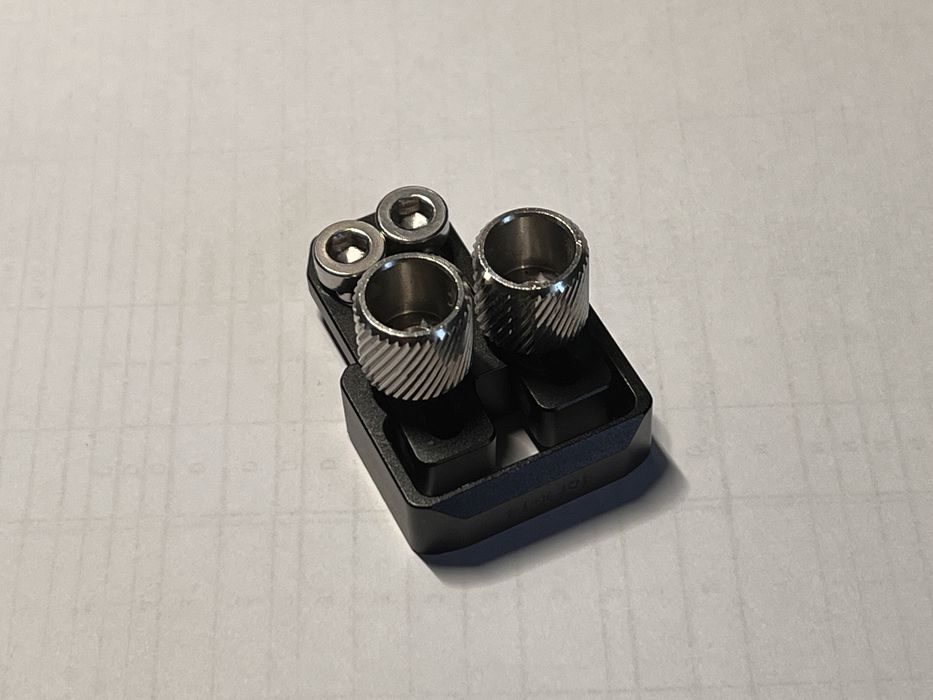 SmallRig BSC2809 (2809) zacisk kablowy HDMI I USB-C | Fuji X-T4