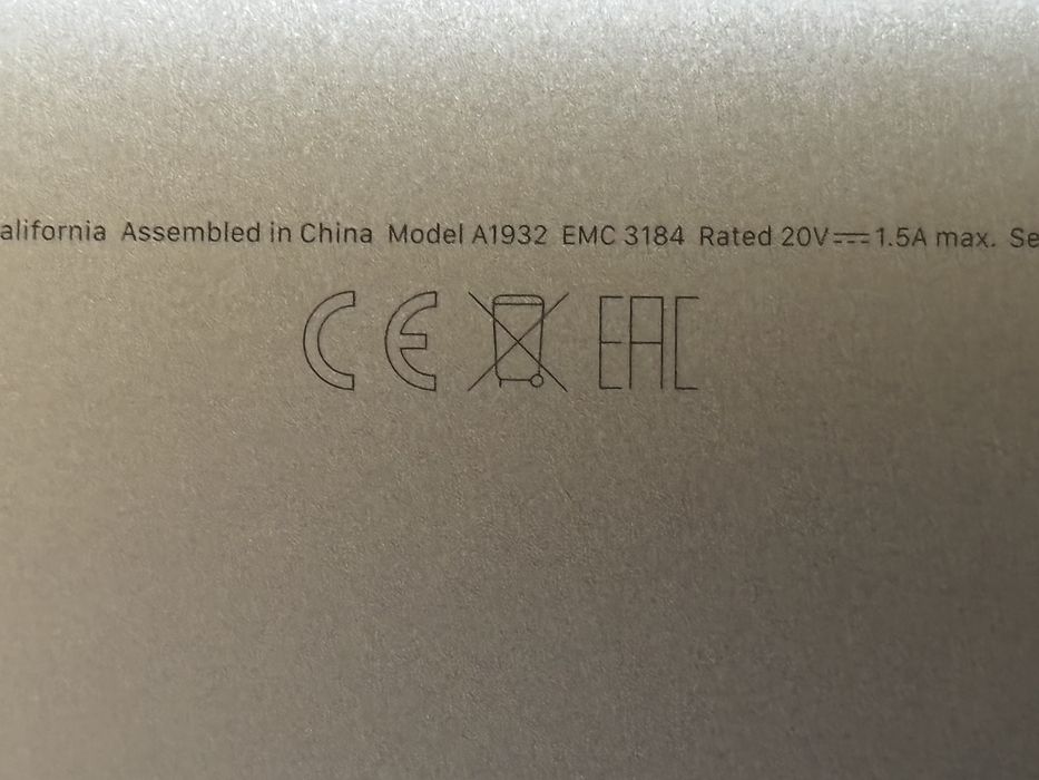 MacBook Air 2019 (A1932)