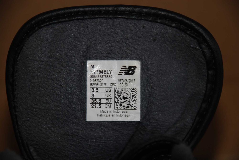 Buty sportowe New Balance, roz. 35,5, wkł. 22,8 cm