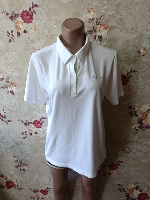 Фірмова футболка