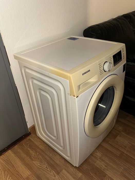 Maquina lavar roupas