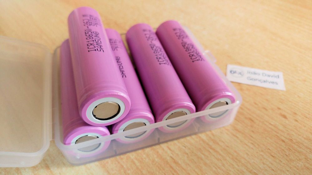Pilha bateria 18650 Samsung 3.7V 2600 mAh recarregável