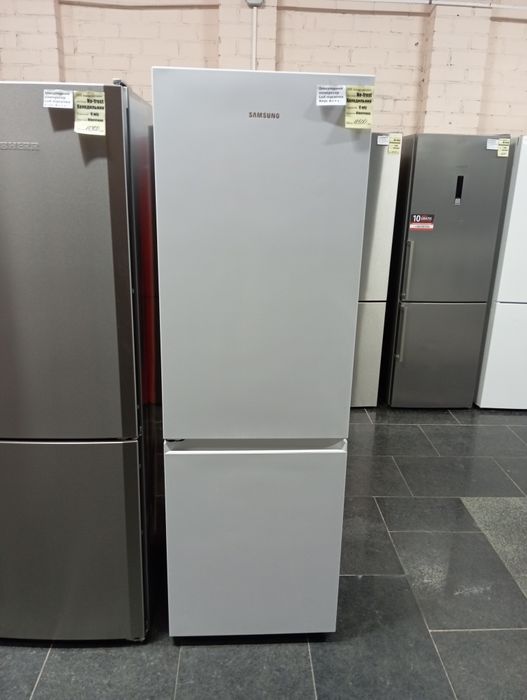 Холодильник Samsung No-Frost 185см INVERTER A+++ 2023год из Германии