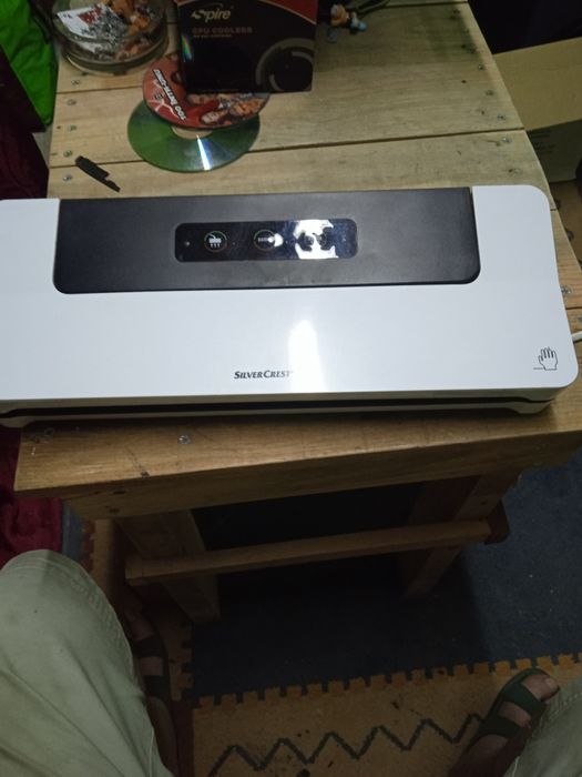 Máquina de selar ou cular plástico