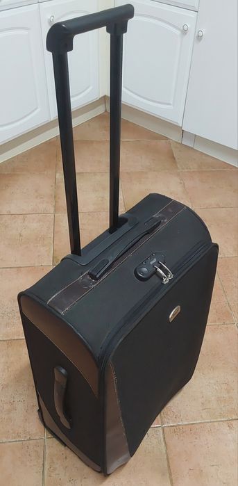 MALA VIAGEM DE PORÃO COM CADEADO CÓDIGO.Casa,Viagens,Mudanças,Passeio.