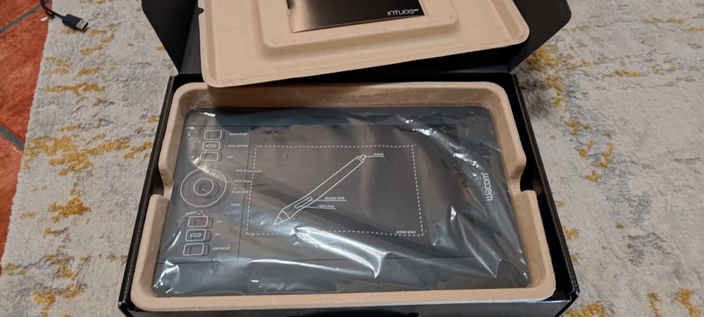 Mesa de desenho Wacom Intuos pro M