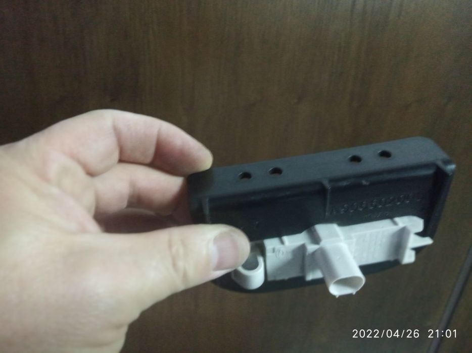 4 farolins de mínimos laterais em led com suporte e cabo(novos)