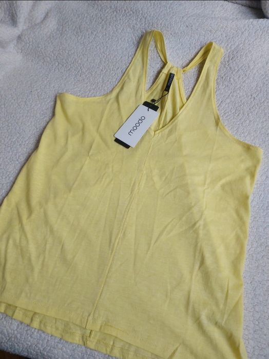 MOODO bluzka na ramiączkach r. L bokserka top