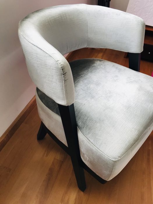 Poltrona / cadeirao veludo  prateado