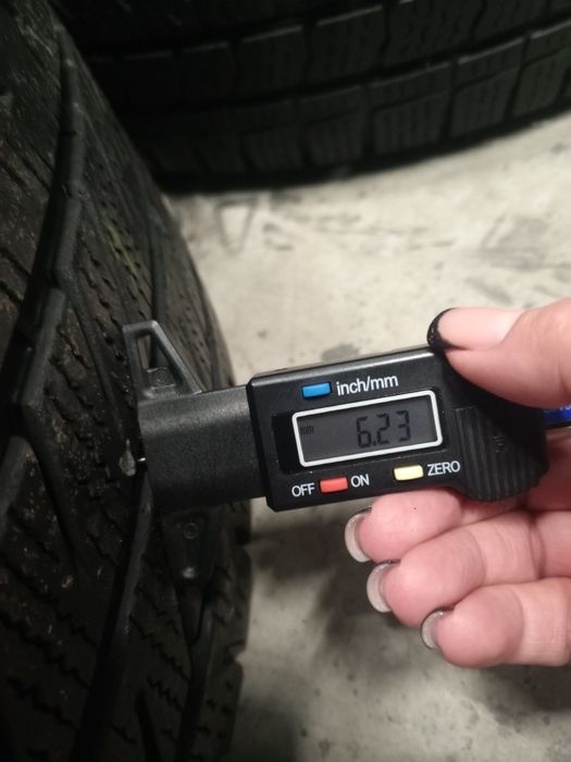 215 65 R15C GOODYEAR Vector 4 Seasons Cargo, цешка, Всесезонні шини