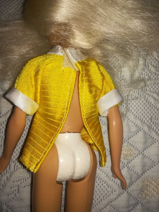Camisola/ Casaco Amarelo para Boneca