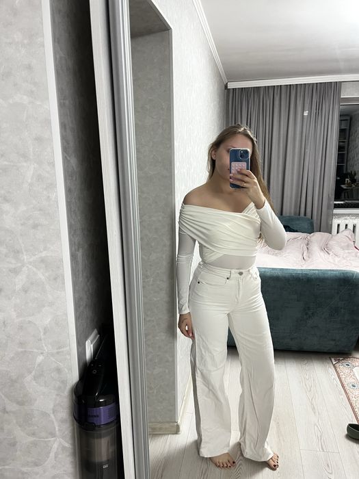 Жіноче боді в ідеальному стані