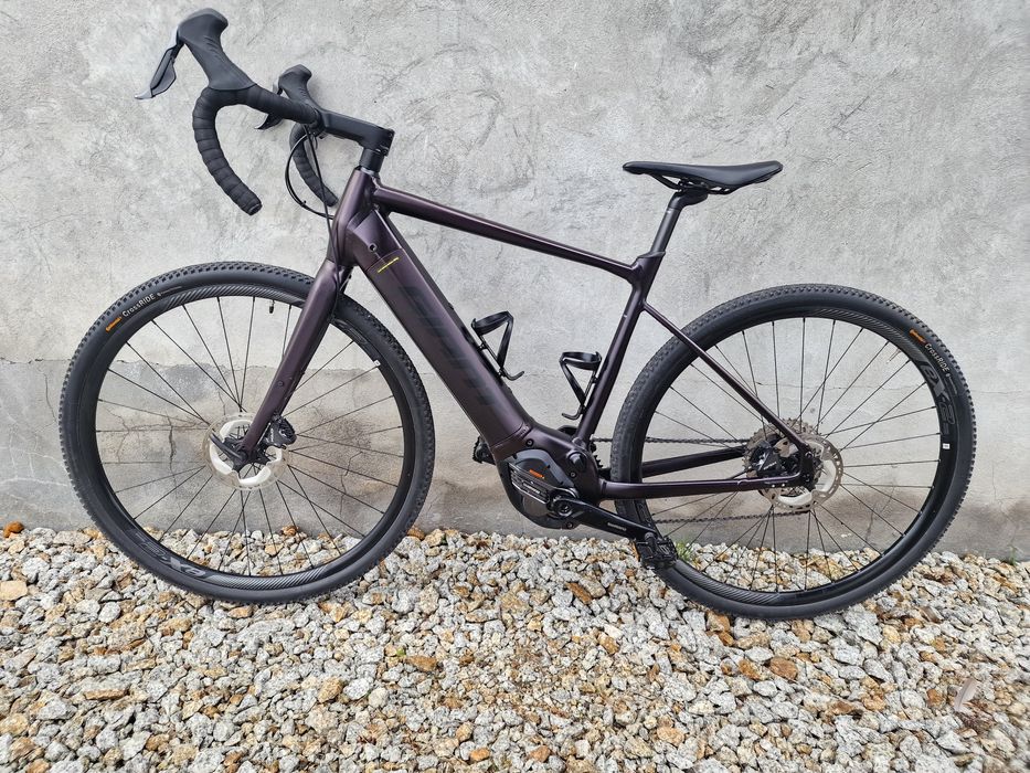 Rower elektryczny Giant Revolt E+Pro GRX Di2