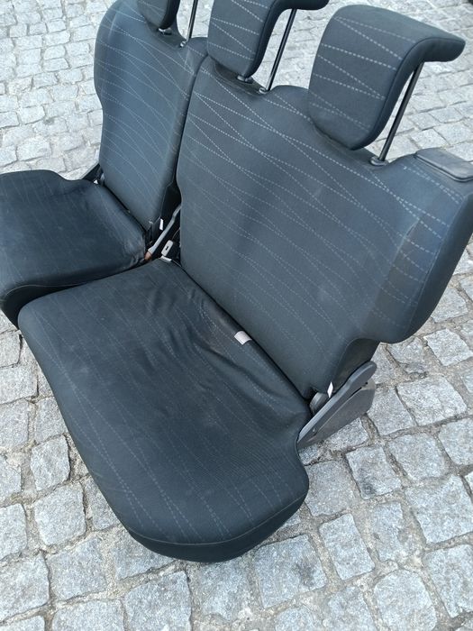 Estofos de Toyota Yaris de trás