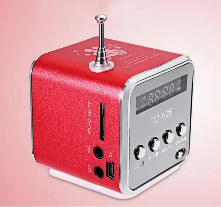 Шикарный портативний MP3 блютуз флешка плеєр із fm радіо кубик .Бомба