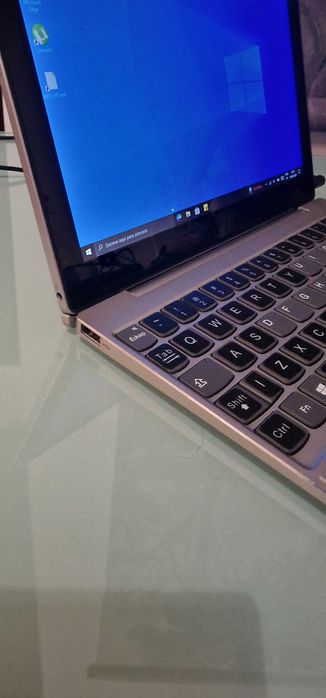 Laptop tablet Lenovo