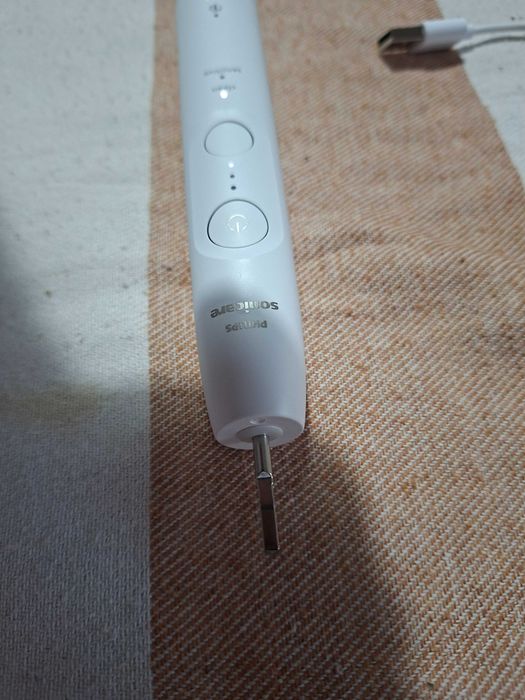 Szczoteczka elektryczna Philips Sonicare 6100 HX7400/02