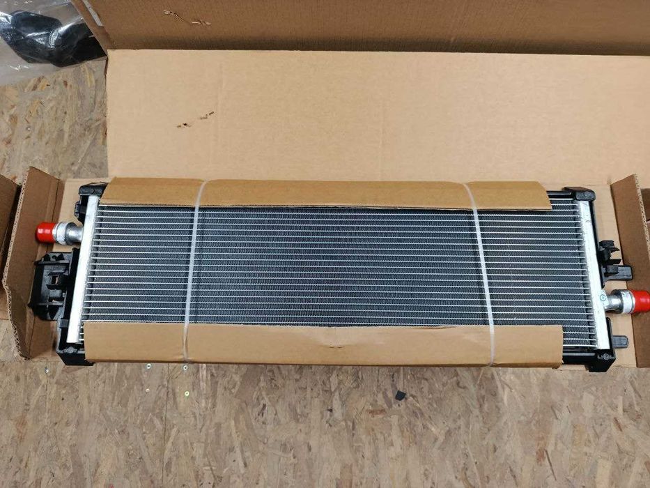 Радіатор охолодження основний Tesla M3 2017-2020
