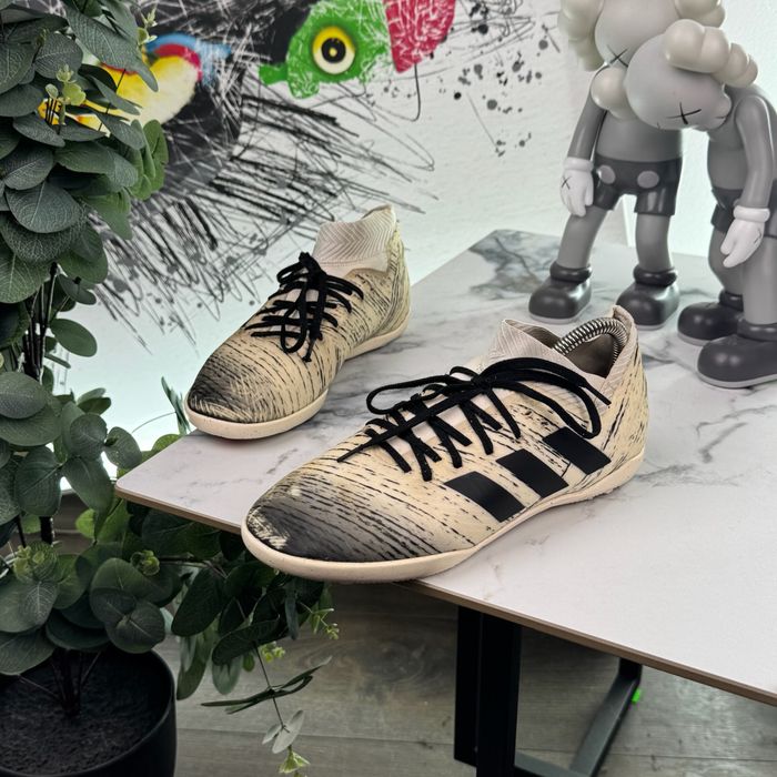 Сороконожки Adidas Nemeziz 38 розмір E377
