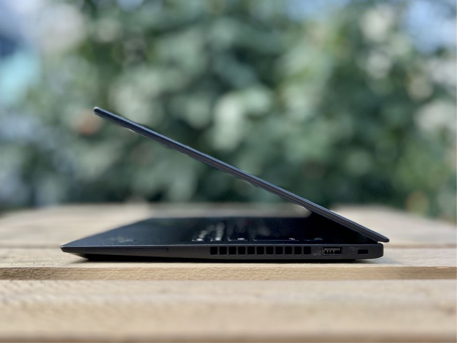 Ноутбук Lenovo ThinkPad T14s G1/Ryzen 5 4650U/16GB+256GB/14.0"FHD IPS