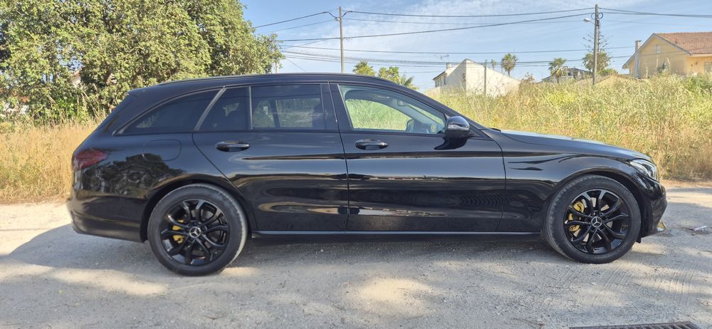 Mercedes C300h Stantion Avantgarde Automática de 2016