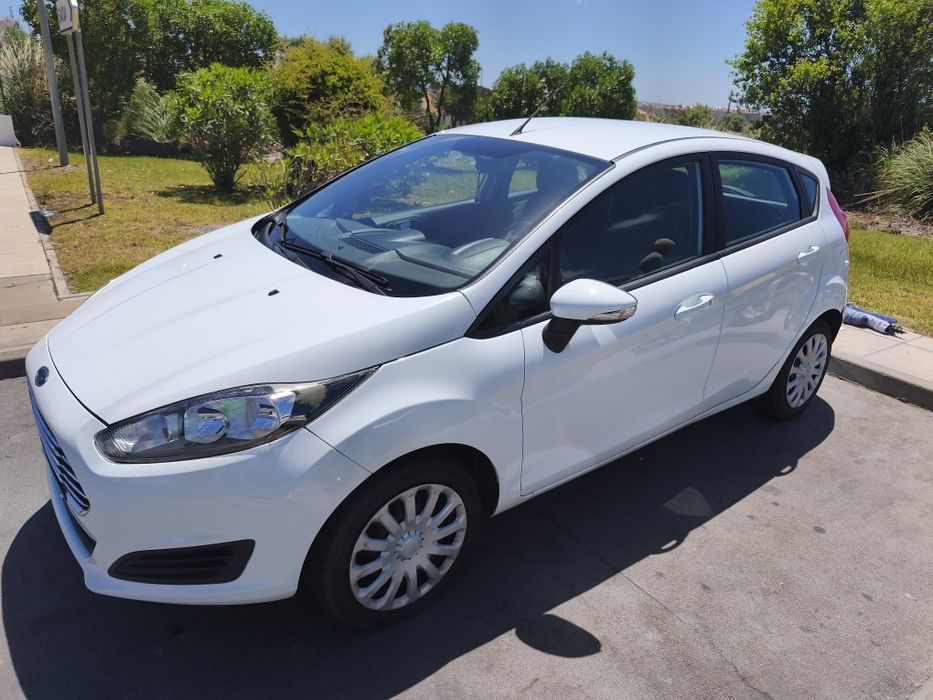 Ford Fiesta 1.5 TDCi Trend 2016 • Distribuição Mudada • 2 Chaves