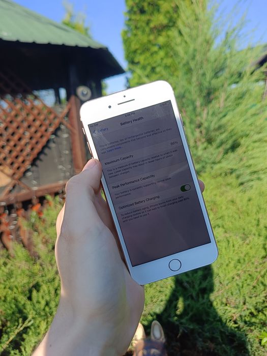 Apple iPhone 8 plus 64gb neverlook