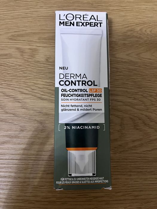 L’Oreal MEN Expert Derma Control Oil Control LSF 30
